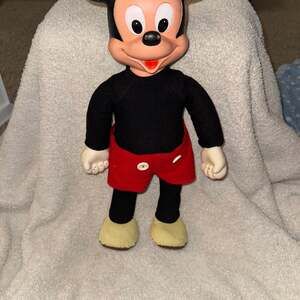 Vintage 1970s Hasbro Walt Disney Productions Marching Mickey Mouse Doll 19"